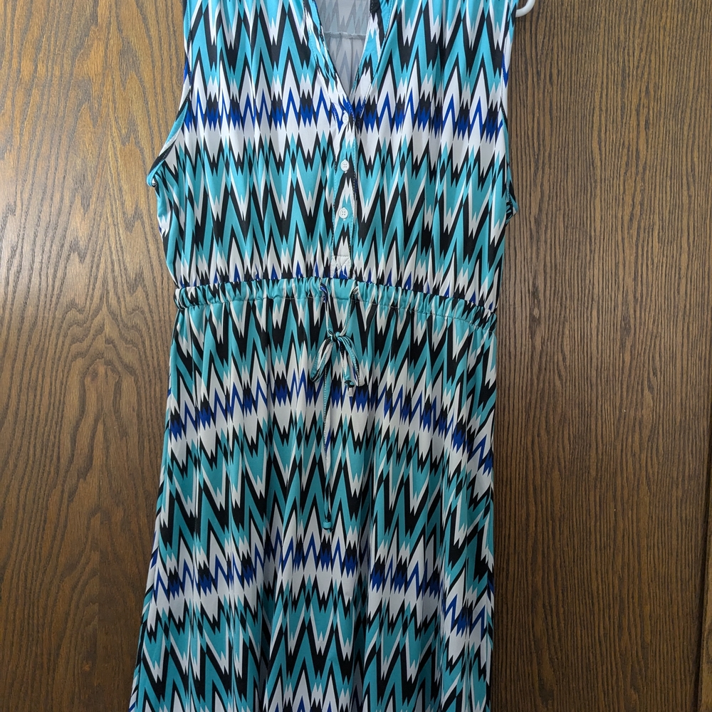 Robert Louis Blue and White Zigzag Midi Dress